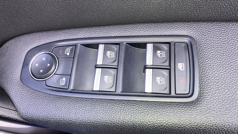 Renault Captur 1.0 TCE 90 Techno 5dr Petrol Hatchback